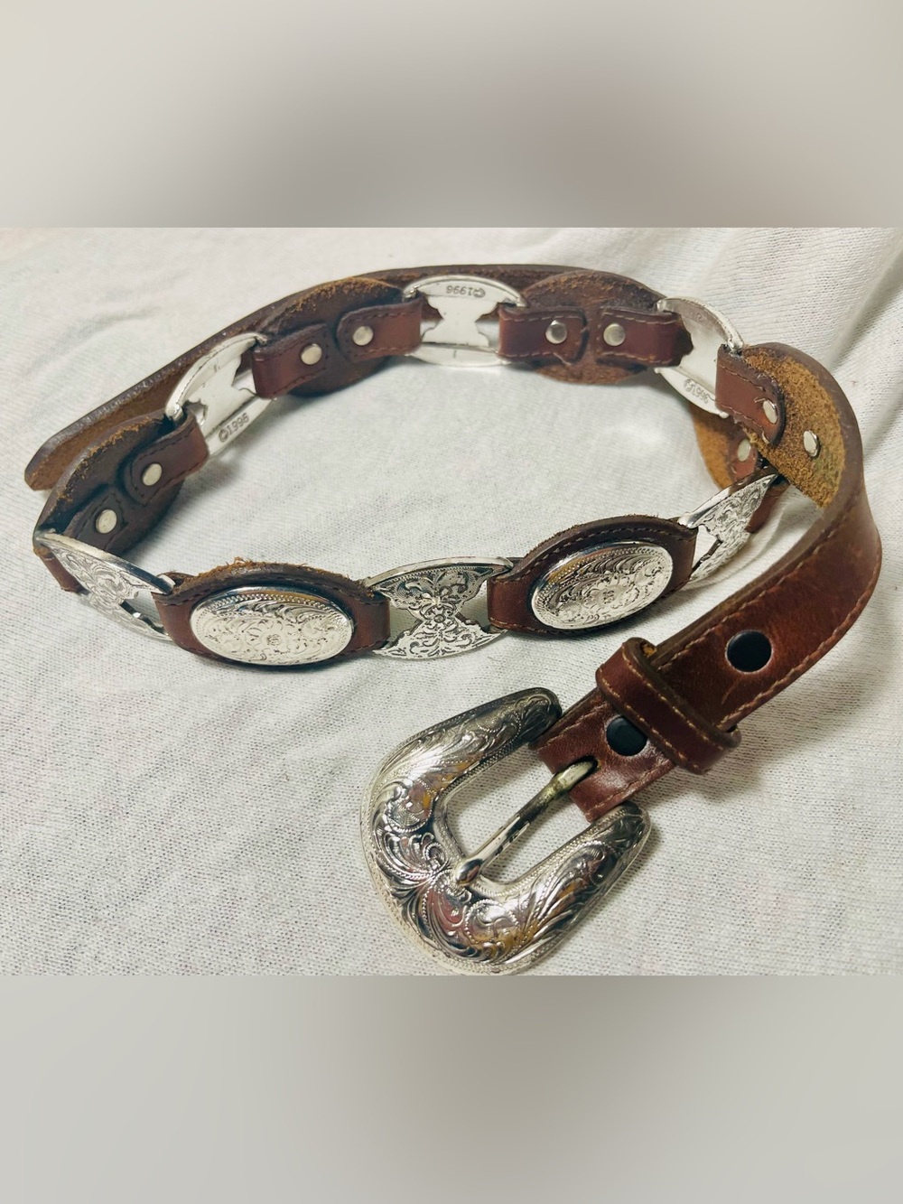 VTG 1996 Justin Leather Western Concho Link Belt Brown Silver 26